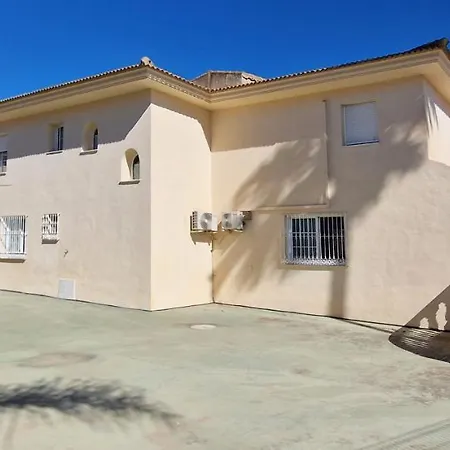 Golden Costa Del Sol - Big Private Pool - Bbq - Good Location Villa Fuengirola