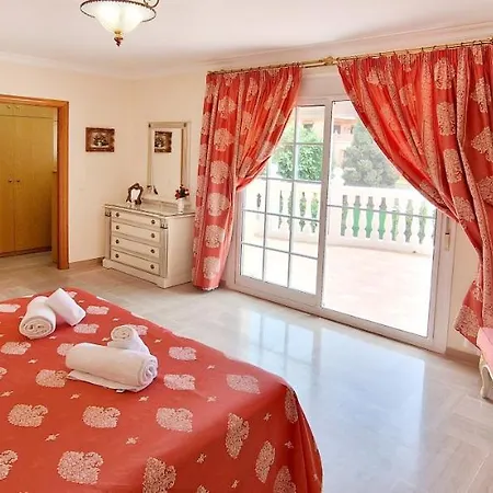 Golden Costa Del Sol - Big Private Pool - Bbq - Good Location Villa